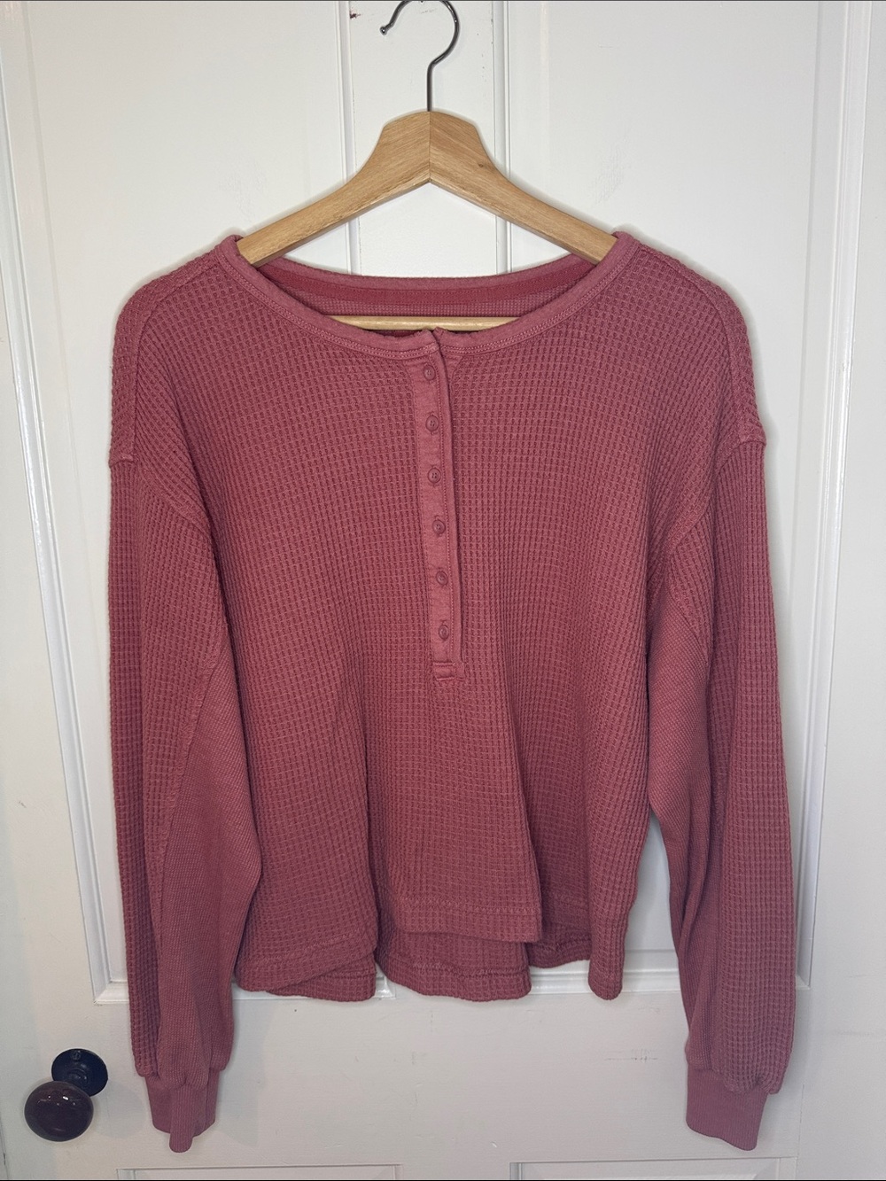 aerie Waffle Henley Sweatshirt in Dusty Rose